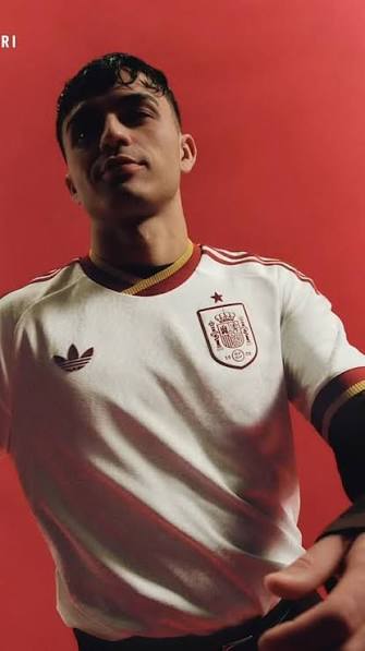 JERSEY ESPAÑA VISITA VERSION JUGADOR - TEMPORADA MUNDIAL 2026
